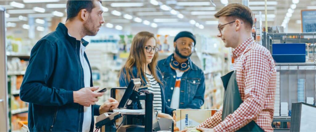 Cashier isn't good at customer service